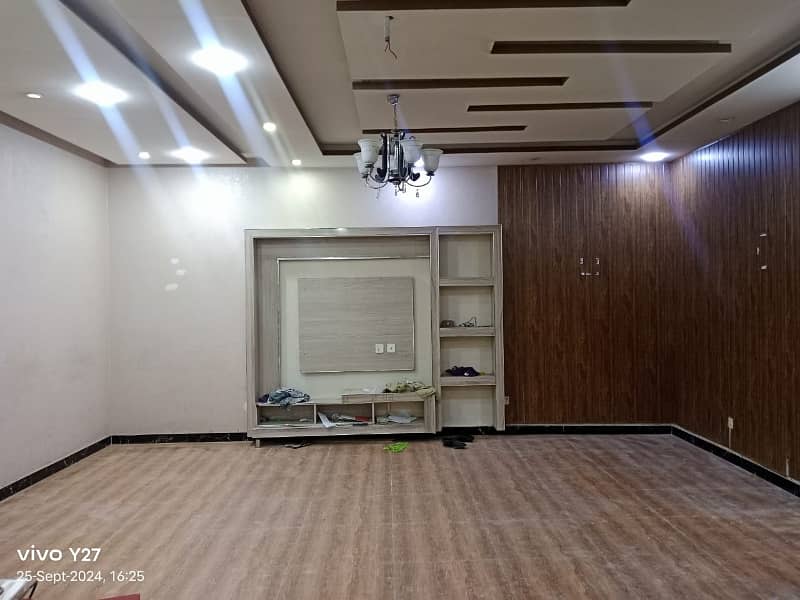 10 Marla VIP brand new tipe full house for rent in Johar town phase 2 16