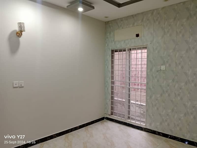 10 Marla VIP brand new tipe full house for rent in Johar town phase 2 21