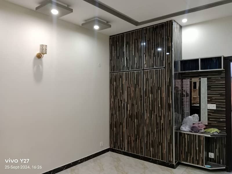 10 Marla VIP brand new tipe full house for rent in Johar town phase 2 22