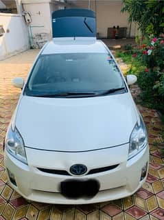 Toyota Prius G-toring full option  Perl white coler