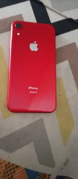 iPhone XR  factory unlock 10/10 condition 64 gb 3 mon sim time 0