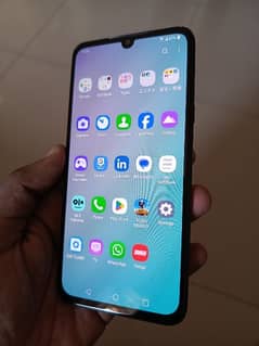 LG G8X like new 10/10 PTA Approved 0