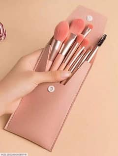 makeup brush