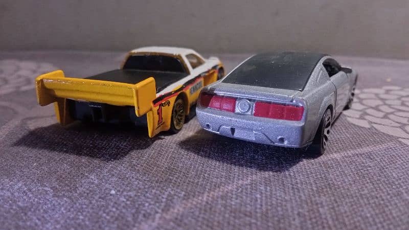 hot wheels and Matchbox 6