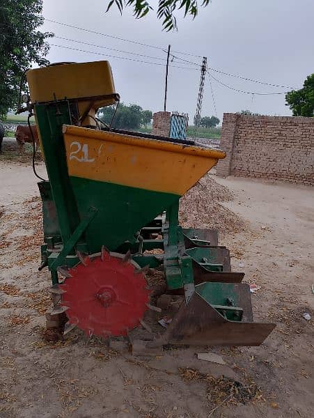 potato planter 2