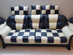 7 Seater Premium Quality Spring Sofa Set of 4 Black amd white