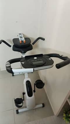 Exercise cycle