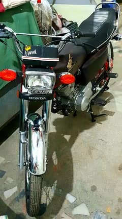 HONDA 125 BIKE