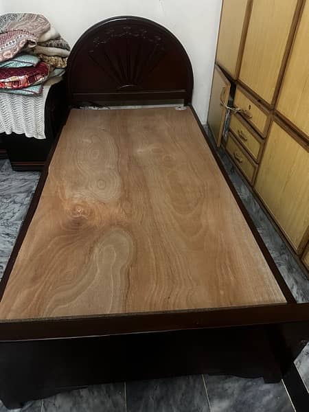 2 WOODEN SINGLE BED CNDITION IS GOOD 3