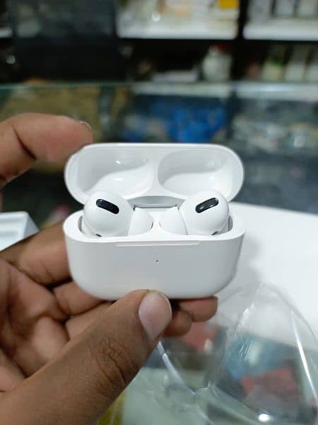 Airpods pro with wireless charging case 3