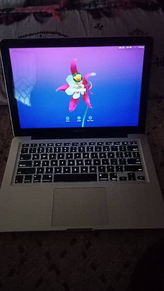 Apple MacBook pro i7 2012 2