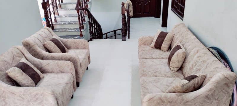 Imported Turkish 5 Seater Sofa Set 4