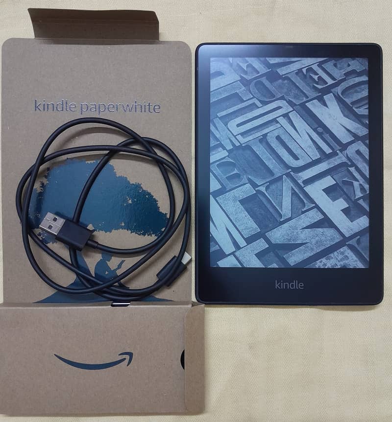 Kindle PaperWhite Signature Edition 3