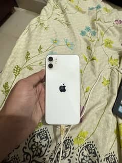 iphone 11 64gb pta approved with box.