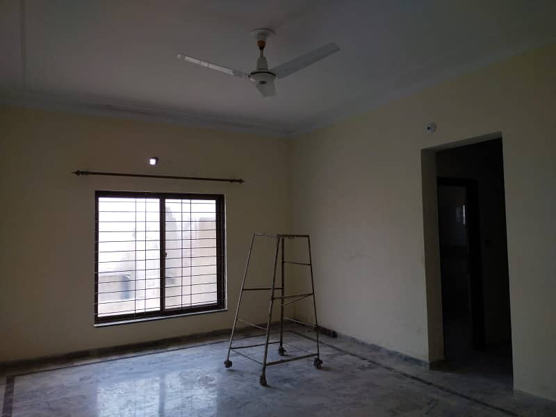 Upper Portion In Khayaban Colony Is Available For Rent 9