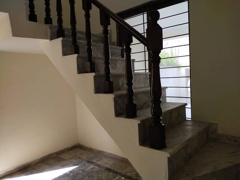 Upper Portion In Khayaban Colony Is Available For Rent 12