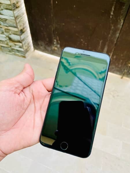 iPhone 7plus 32Gb Bypass All Okay 4