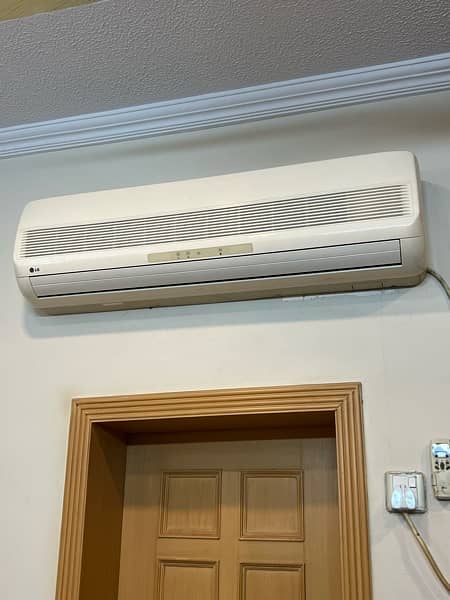 LG AC SPLIT 1.5 ton for sale 1