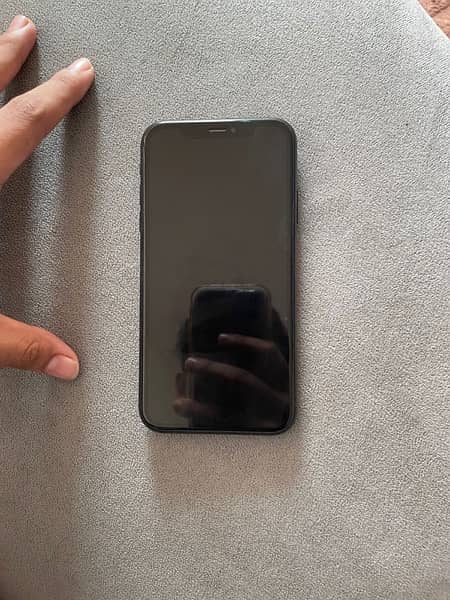 IPHONE XR NON PTA 64gb ALL OKAY! 1