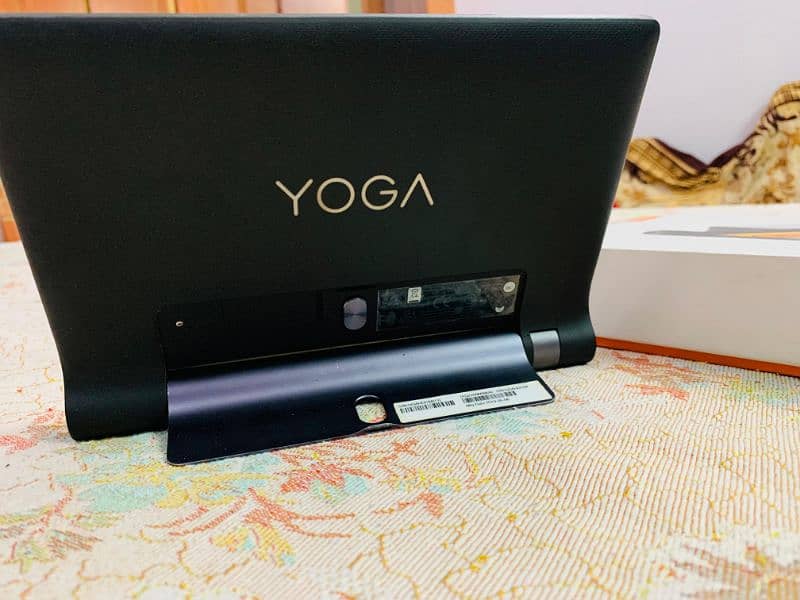 Lenovo Yoga Tab 3 4