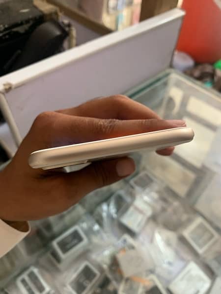 iphone 7plus pta 128gb 5