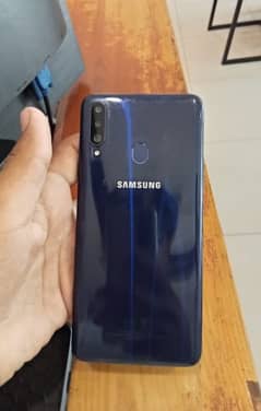 SAMSUNG A20s