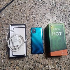 Infinix hot 10 4/64 with box charger original