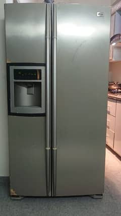 LG Full Size 2 Door Refrigerator Excellent Condition  For Sale