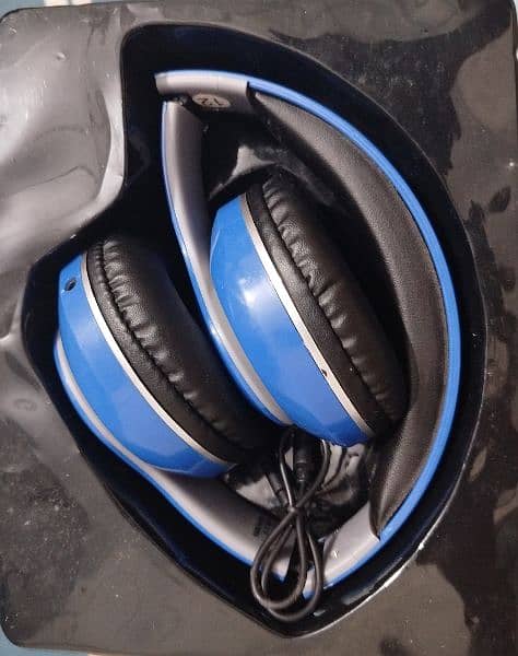 Bluetooth headphones 2