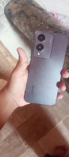 vivo y 17s