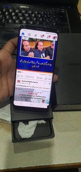 samsung s9 dual sim official approved minor dot on corner box 6