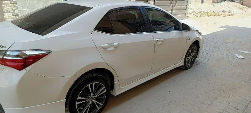 Toyota Corolla Altis1.6x 2022 12