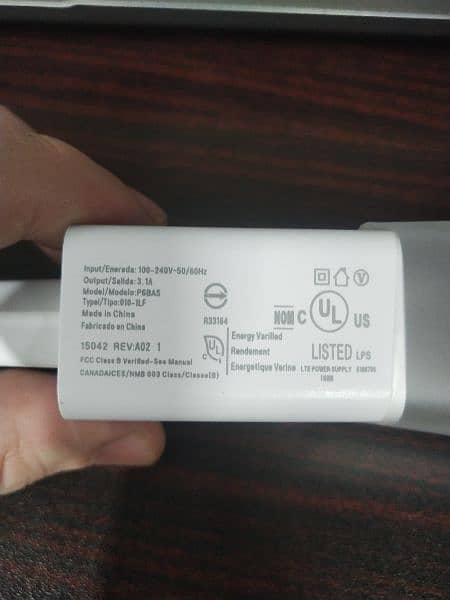 infinix 35 W  fast charger  avaliable in quantity 3