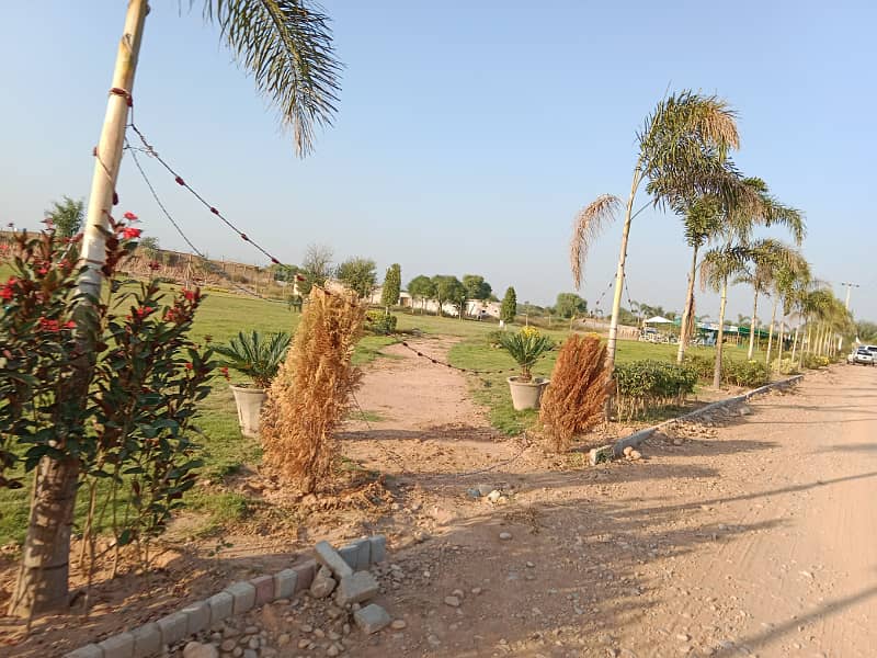 5 Marla Plot File General Block Old Booking For Sale On Installment In Kingdom Valley islamabad , one of the most important location of islamabad . . Discounted Price 58 Thousand 11