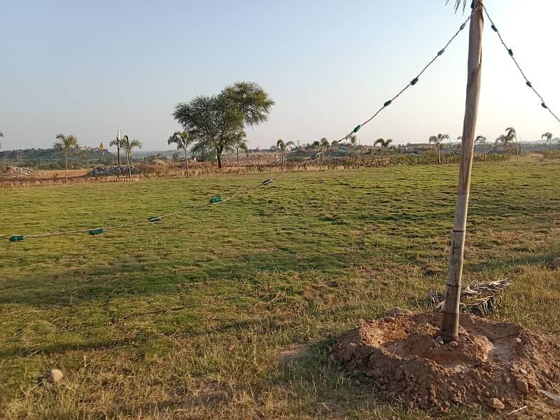 5 Marla Plot File General Block Old Booking For Sale On Installment In Kingdom Valley islamabad , one of the most important location of islamabad . . Discounted Price 58 Thousand 13