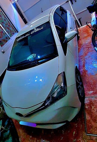 Toyota Vitz 2015 8