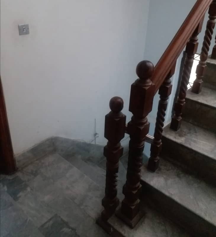 Triple Storey 10 Marla House For sale In Allama Iqbal Town - Nishtar Block Lahore 17