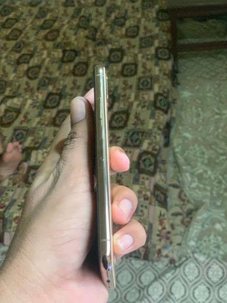 I phone xs 64Gb total original 2