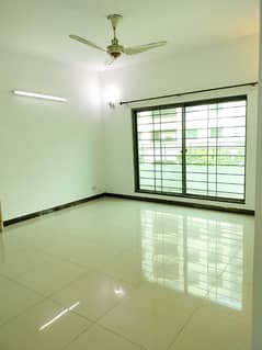 10 MARLA 3 BEDROOM APARTMENT FOR SALE IN ASKARI 11 LAHORE 0