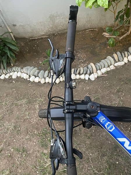 very good condition bmx bike 10