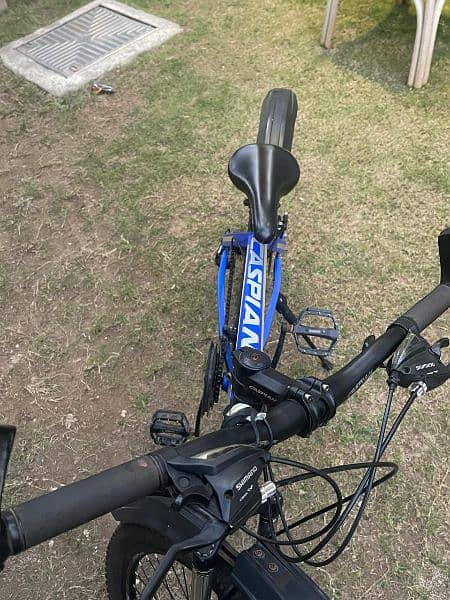 very good condition bmx bike 12