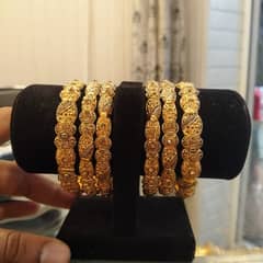 Artificial bangle's