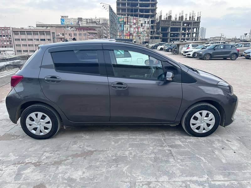 Toyota Vitz 2015 2