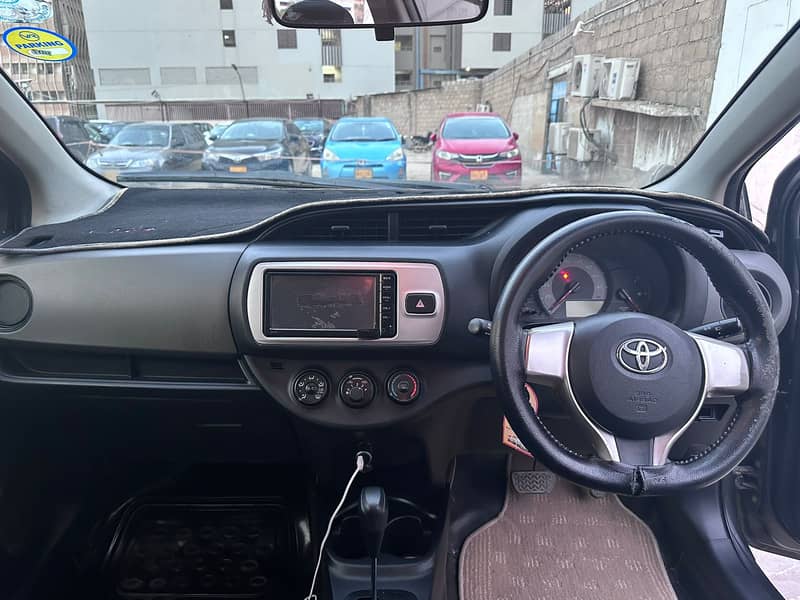 Toyota Vitz 2015 12