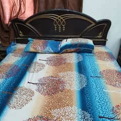 Pure wood bed and dressing