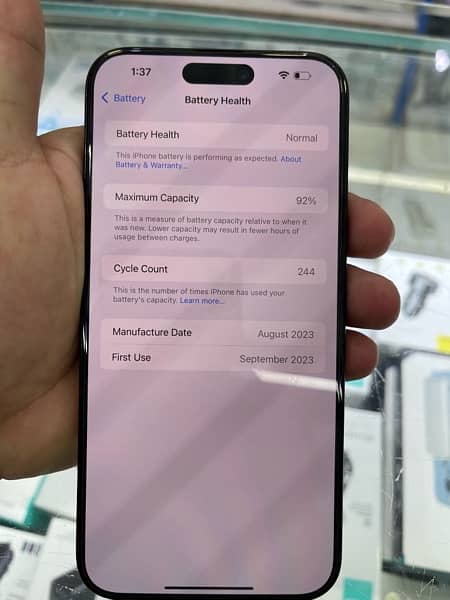 iPhone 15 pro max 256gb pta  92%battery 1