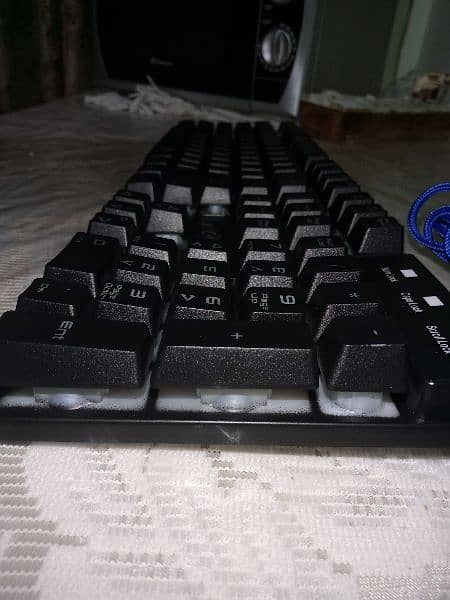 NEW RGB gaming key board 4