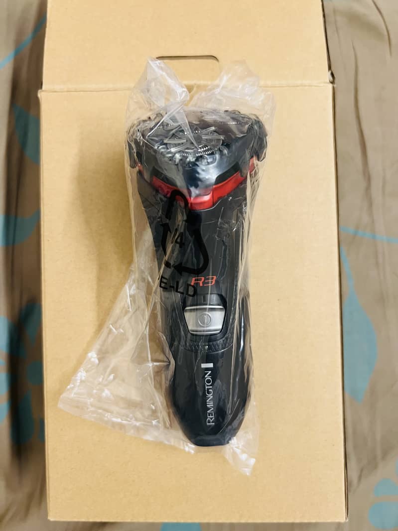 Remington R3 shaving machine for sale in Islamabad 1