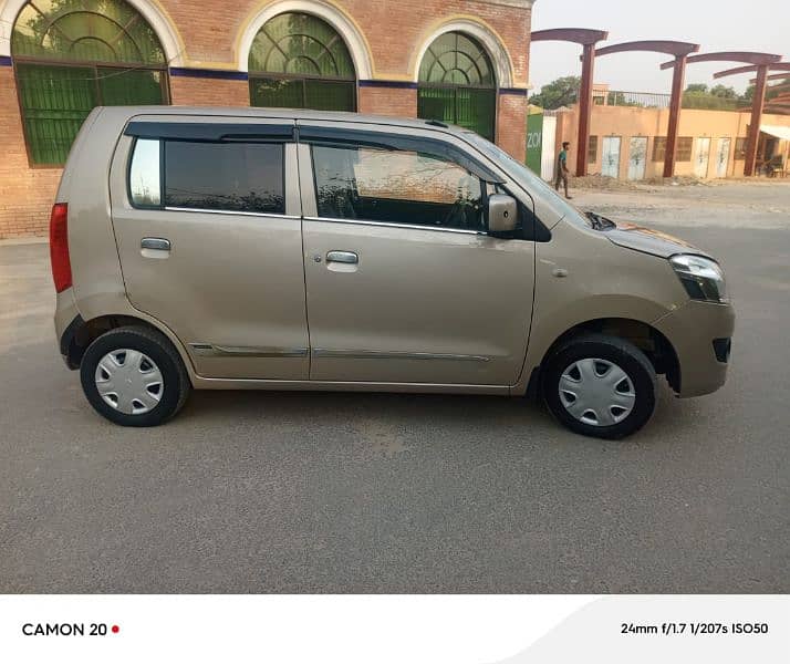 Suzuki Wagon R 2018 8