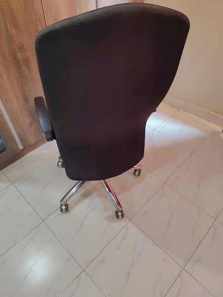 Original Offisys Chair - Aura High Back 1